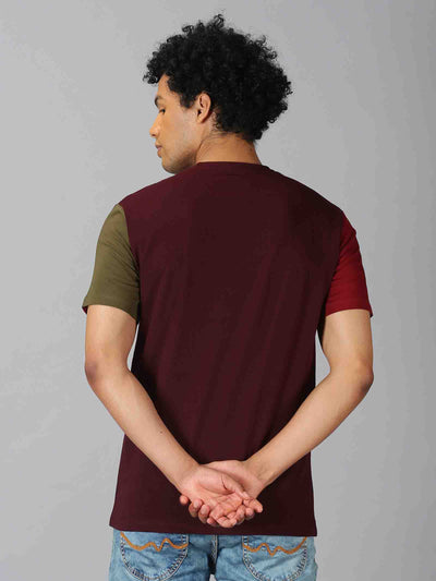 Men Maroon Colourblock Round Neck T-Shirt